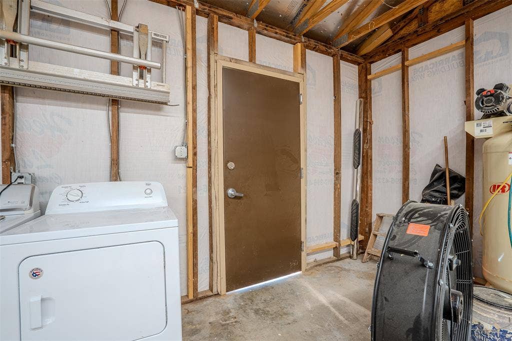 201 Granbury Court, Granbury, TX 76049 201 Granbury Court, Granbury, TX 76049
