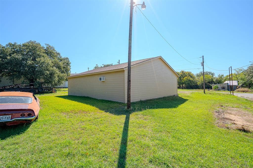201 Granbury Court, Granbury, TX 76049 201 Granbury Court, Granbury, TX 76049