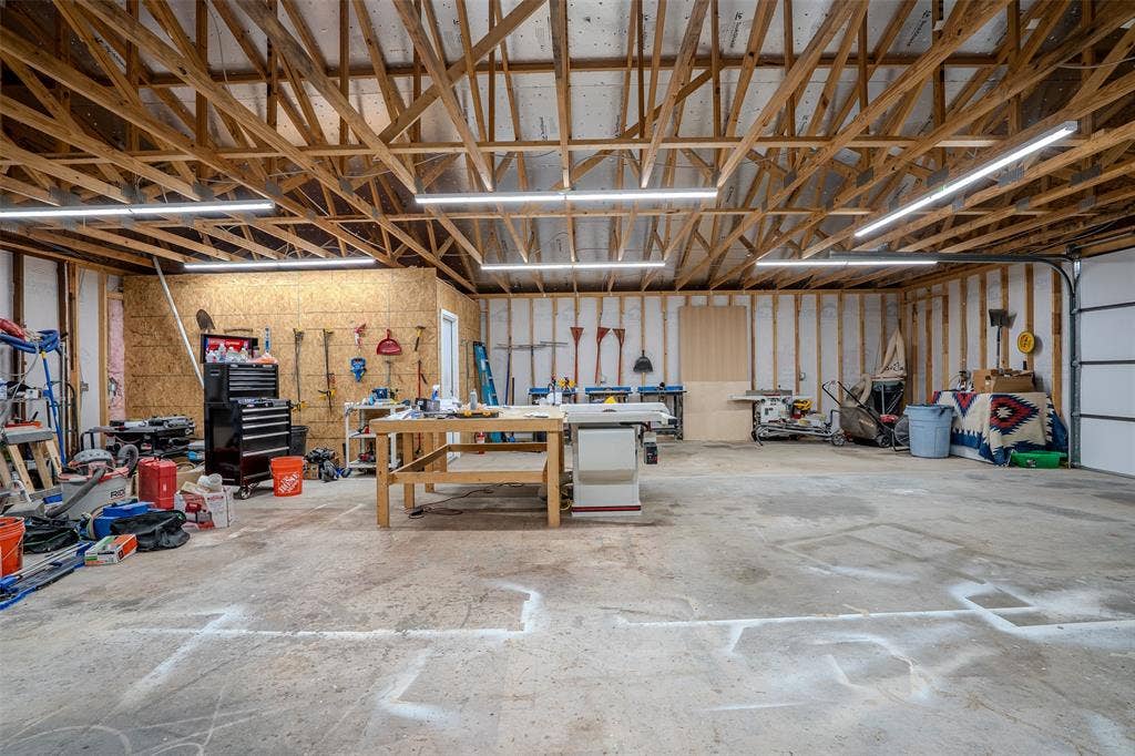 201 Granbury Court, Granbury, TX 76049 201 Granbury Court, Granbury, TX 76049