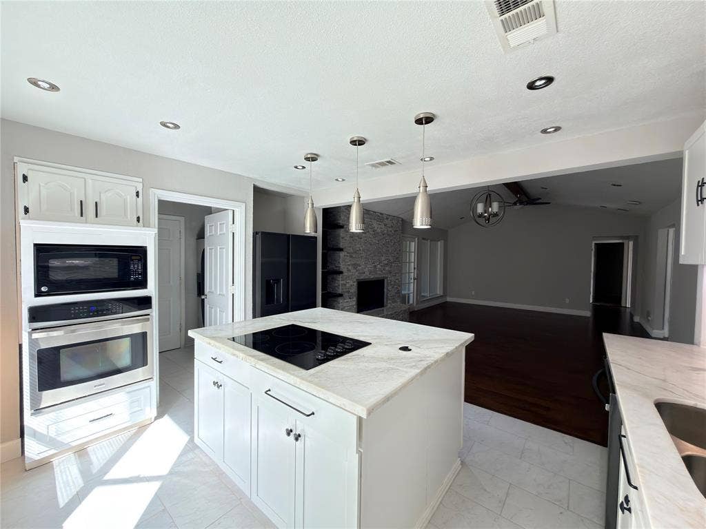 4109 Twilight Trail, Plano, TX 75093 4109 Twilight Trail, Plano, TX 75093