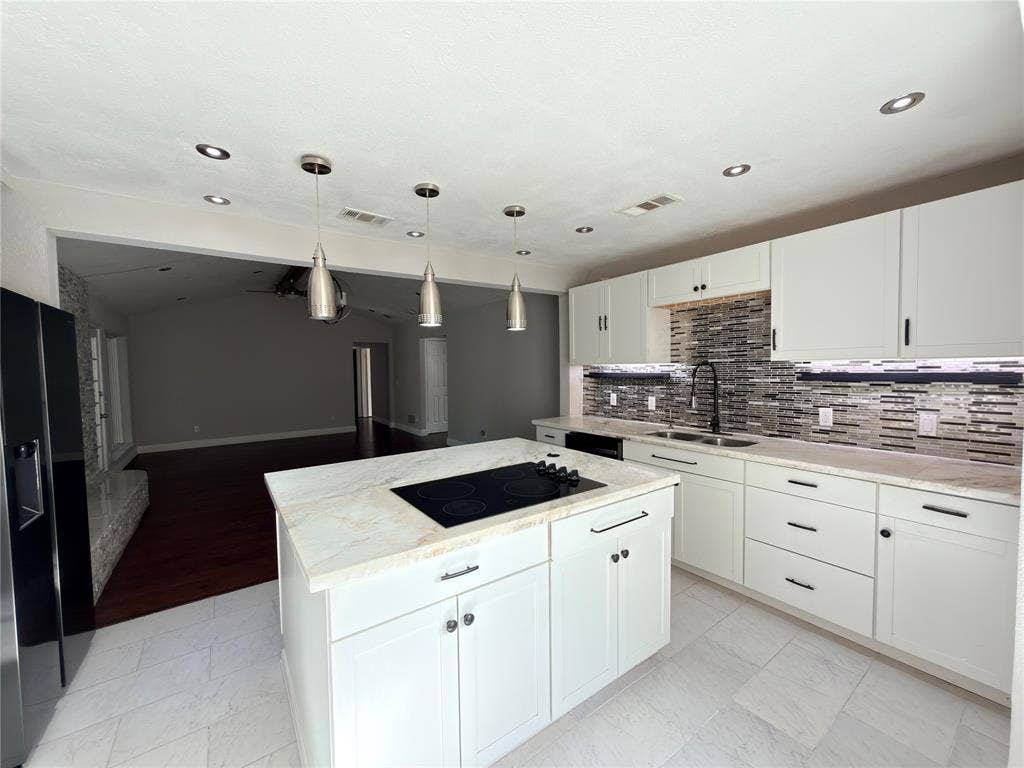 4109 Twilight Trail, Plano, TX 75093 4109 Twilight Trail, Plano, TX 75093