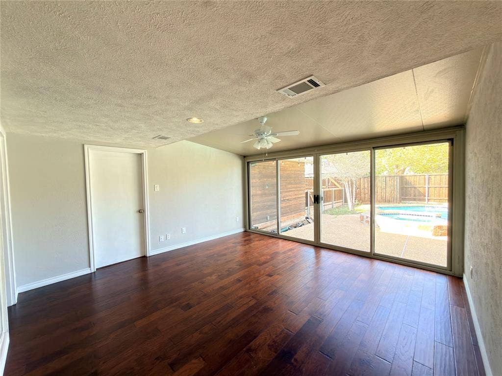 4109 Twilight Trail, Plano, TX 75093 4109 Twilight Trail, Plano, TX 75093
