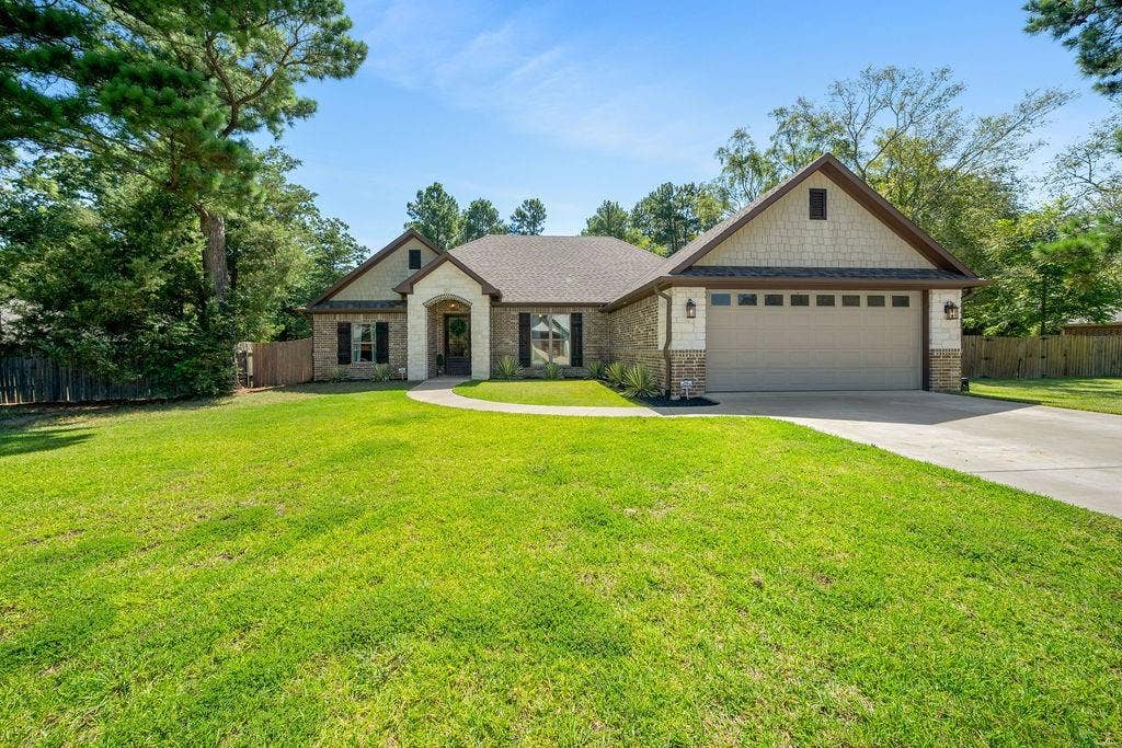 21375 Neely Drive, Flint, TX 75762