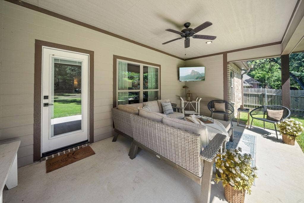21375 Neely Drive, Flint, TX 75762