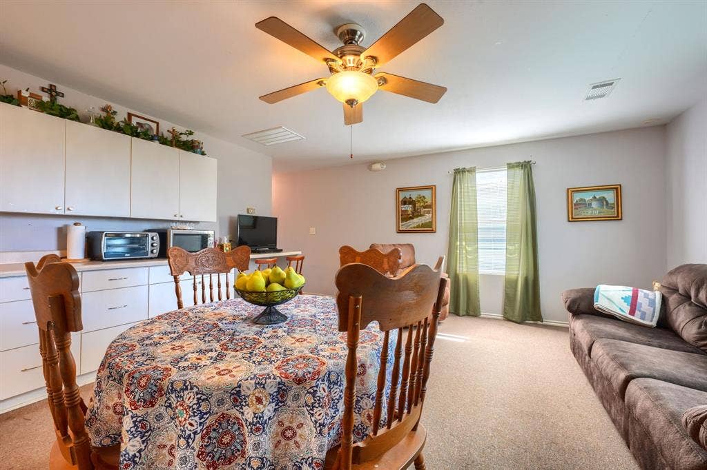 1495 Fm 36 N, Farmersville, TX 75442 Apartment kitchen/dining