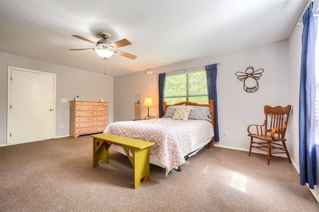 1495 Fm 36 N, Farmersville, TX 75442 Apartment bedroom