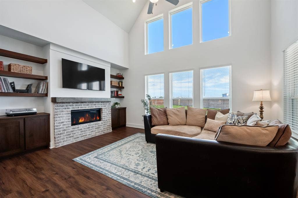 2403 Carpano Lane, McLendon Chisholm, TX 75032 2403 Carpano Lane, McLendon Chisholm, TX 75032