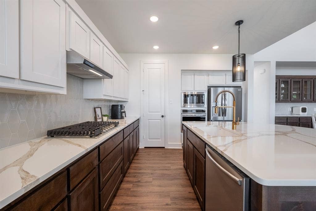 2403 Carpano Lane, McLendon Chisholm, TX 75032 2403 Carpano Lane, McLendon Chisholm, TX 75032