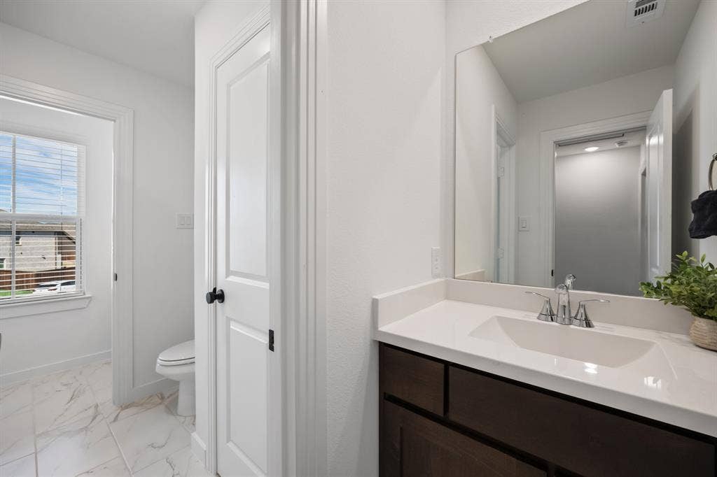 2403 Carpano Lane, McLendon Chisholm, TX 75032 2403 Carpano Lane, McLendon Chisholm, TX 75032