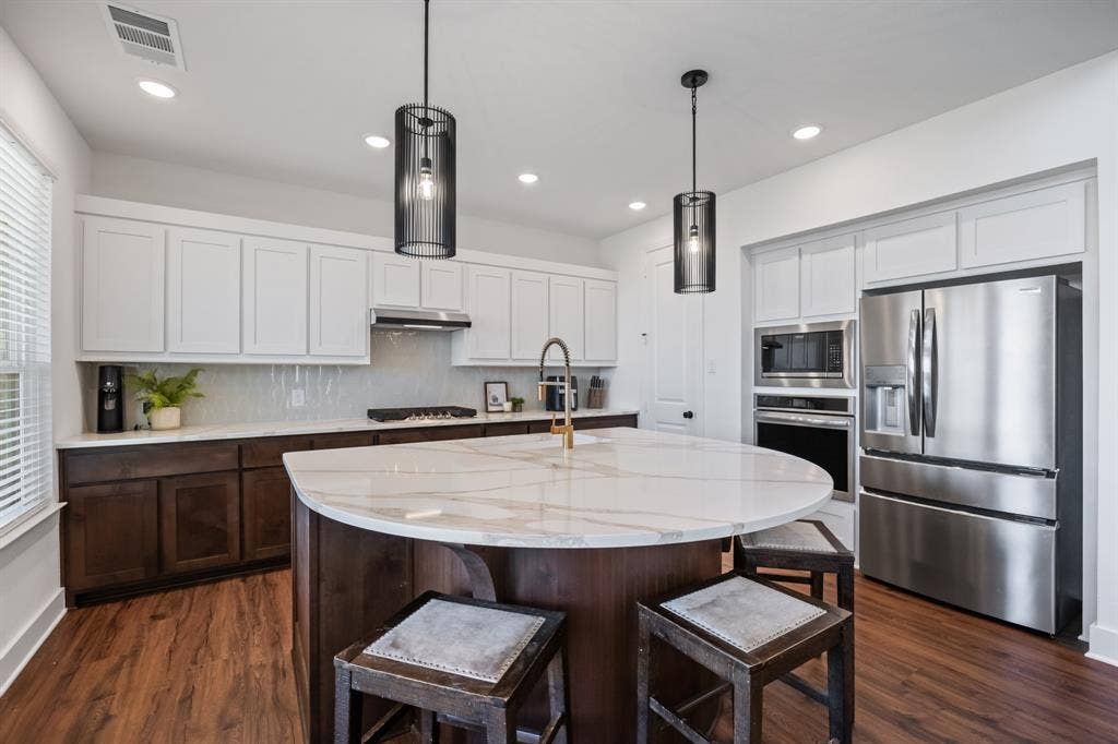 2403 Carpano Lane, McLendon Chisholm, TX 75032 2403 Carpano Lane, McLendon Chisholm, TX 75032