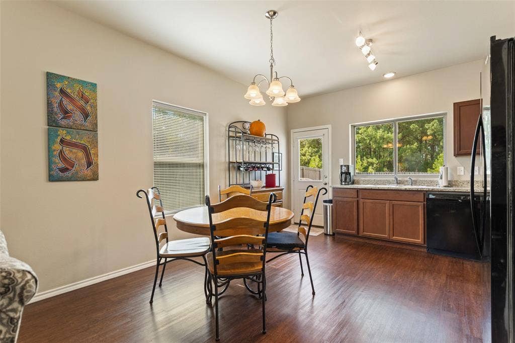 17367 Stacy Street, Lindale, TX 75771 17367 Stacy Street, Lindale, TX 75771