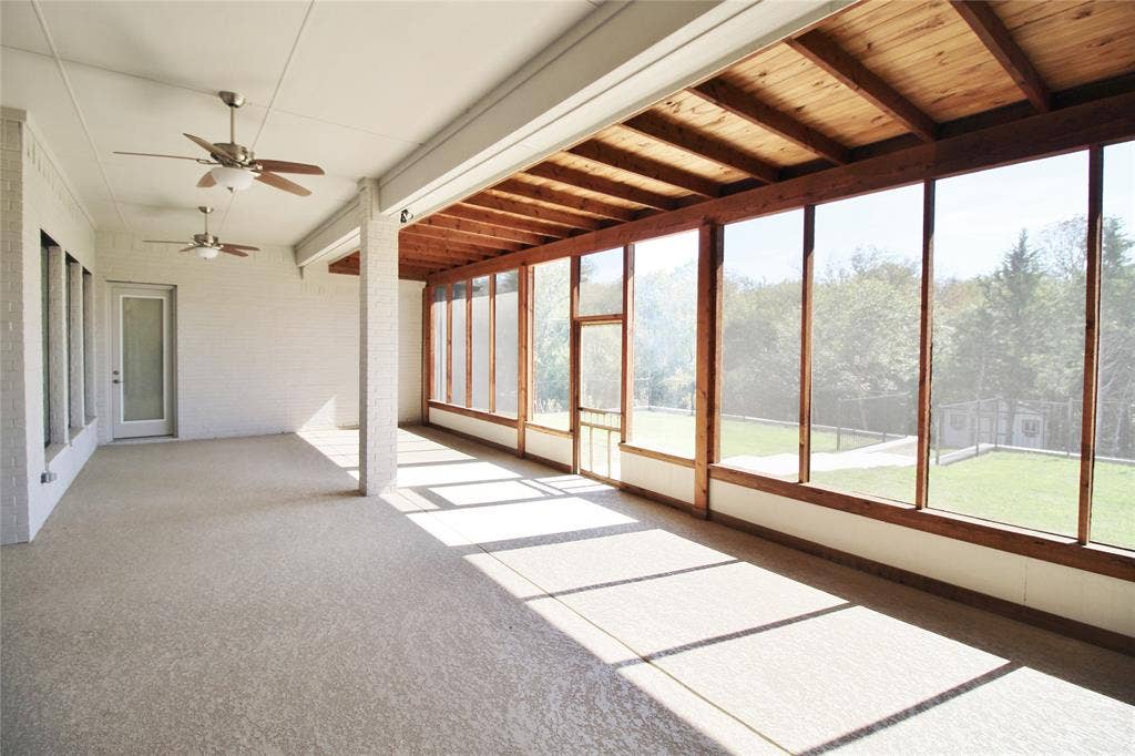 31 Jacey Court, Waxahachie, TX 75167