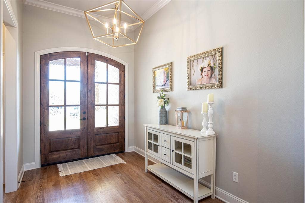 317 Champions Way, McGregor, TX 76657