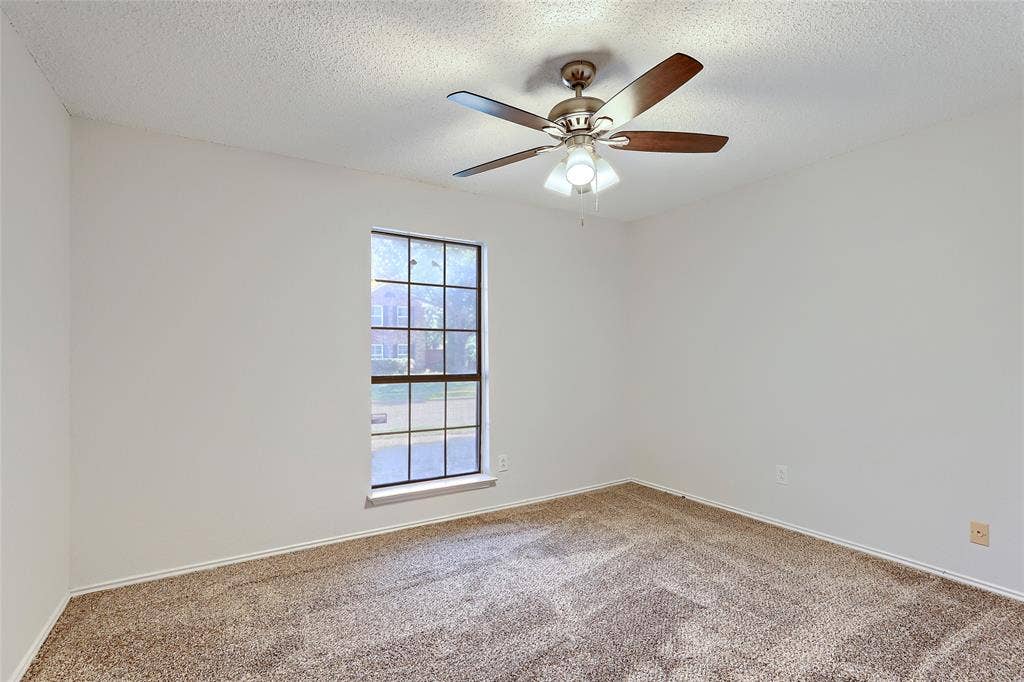 709 Bridgewater Lane, Mesquite, TX 75181 709 Bridgewater Lane, Mesquite, TX 75181