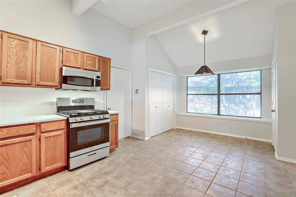 709 Bridgewater Lane, Mesquite, TX 75181 709 Bridgewater Lane, Mesquite, TX 75181