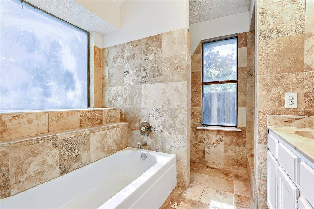 709 Bridgewater Lane, Mesquite, TX 75181 709 Bridgewater Lane, Mesquite, TX 75181