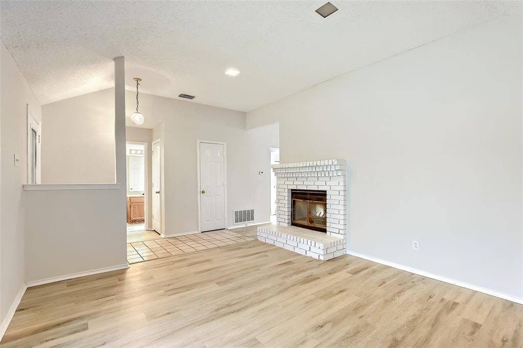 709 Bridgewater Lane, Mesquite, TX 75181 709 Bridgewater Lane, Mesquite, TX 75181