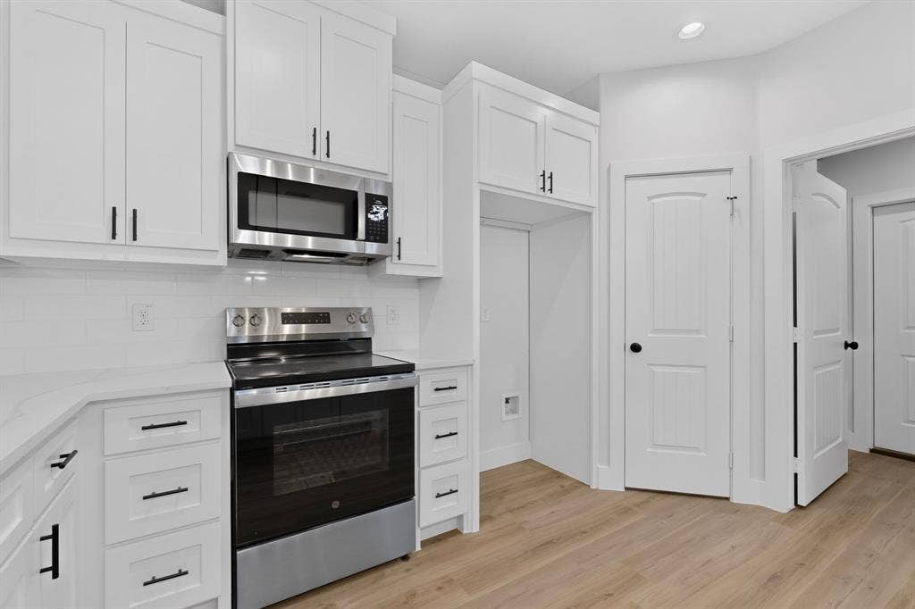 1309 N BRECKENRIDGE Street, Ennis, TX 75119