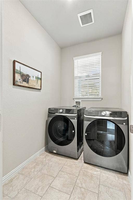 1138 CR 138 Road, Oak Ridge, TX 75161 Separate laundry room