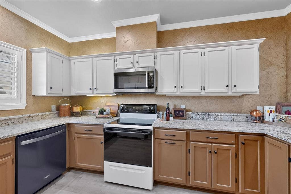 This kitchen is light, bright and surprisingly airy.