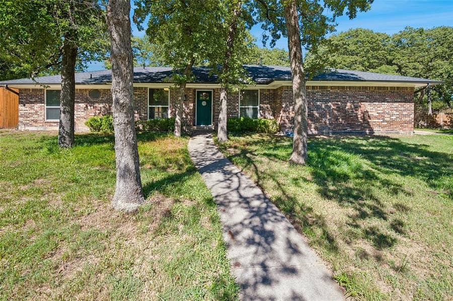 Property photo for 2013 Vista View Road, Keller, TX