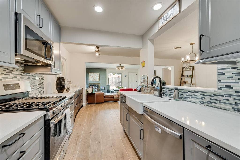 308 N Cottonwood Drive, Richardson, TX 75080