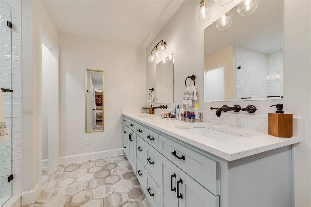 308 N Cottonwood Drive, Richardson, TX 75080