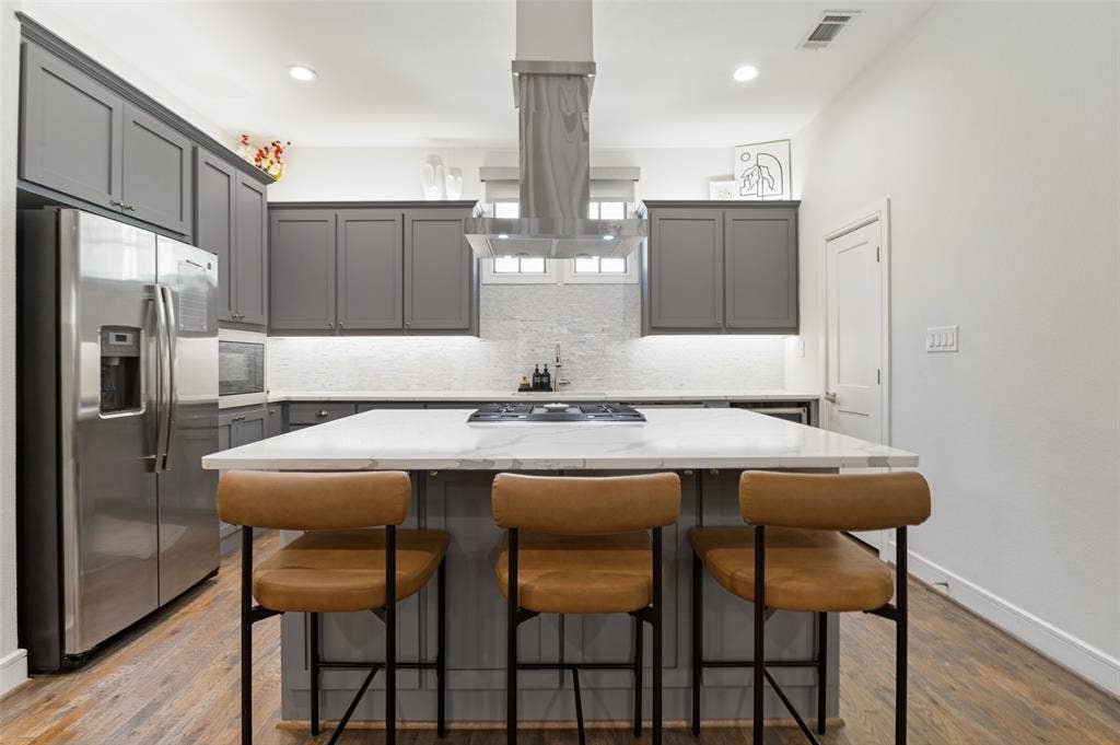 5073 Gaston Avenue, #402, Dallas, TX 75214 5073 Gaston Avenue, #402, Dallas, TX 75214