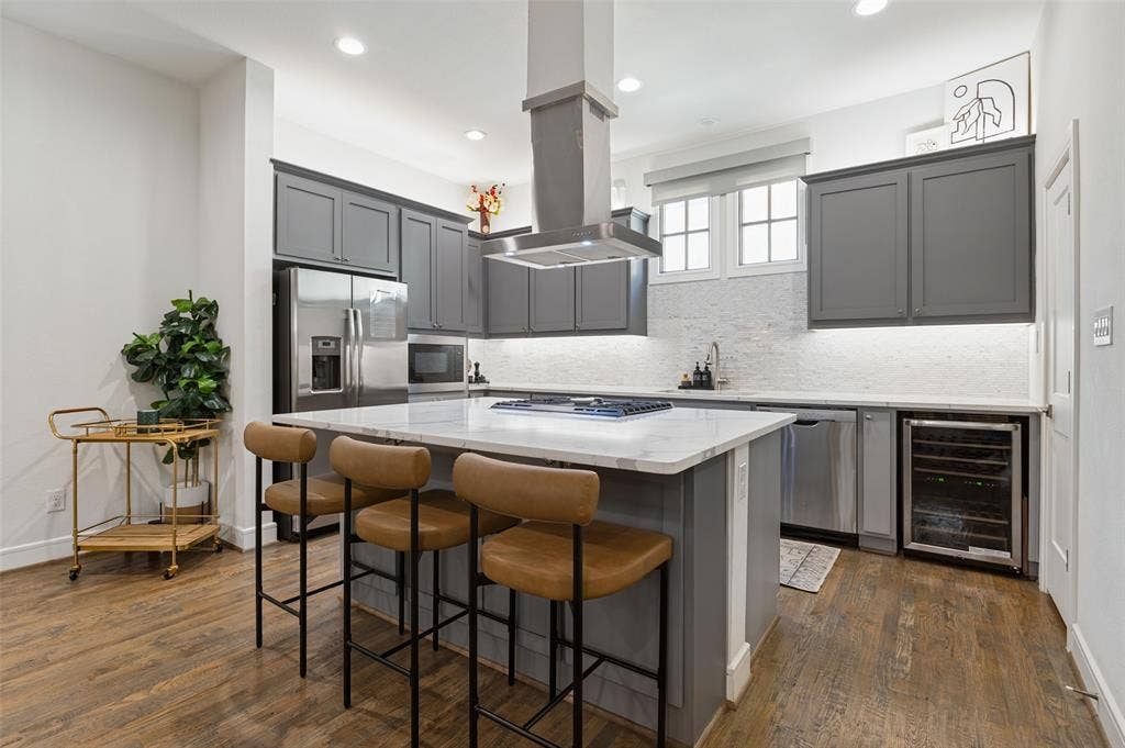 5073 Gaston Avenue, #402, Dallas, TX 75214 5073 Gaston Avenue, #402, Dallas, TX 75214