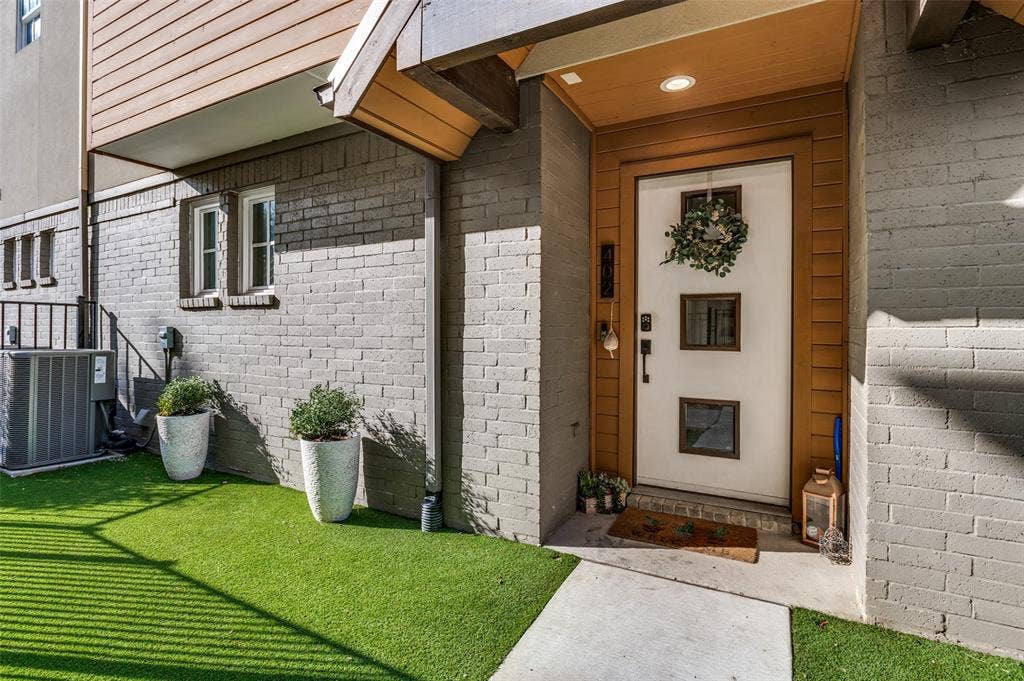 5073 Gaston Avenue, #402, Dallas, TX 75214 5073 Gaston Avenue, #402, Dallas, TX 75214