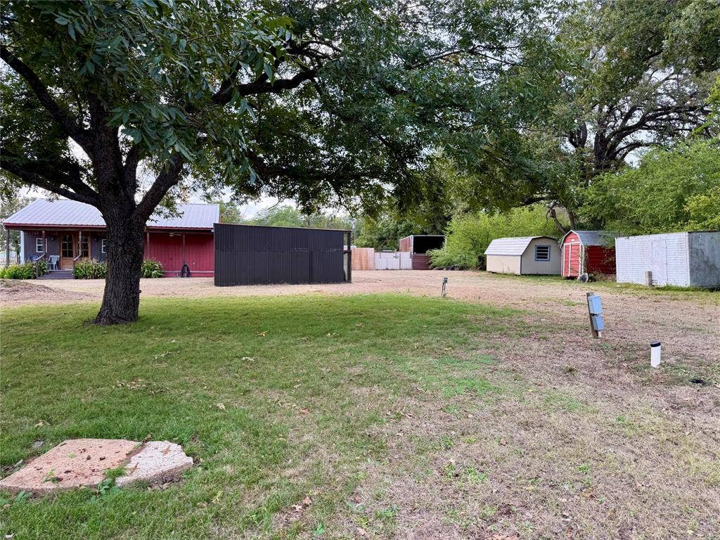 10632 State Highway 31 W, Malakoff, TX 75148 10632 State Highway 31 W, Malakoff, TX 75148