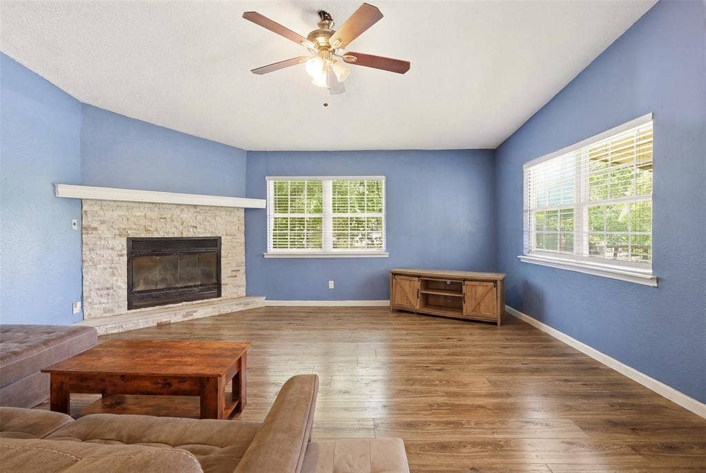 620 Hilltop Circle North Bay Estates Collin County