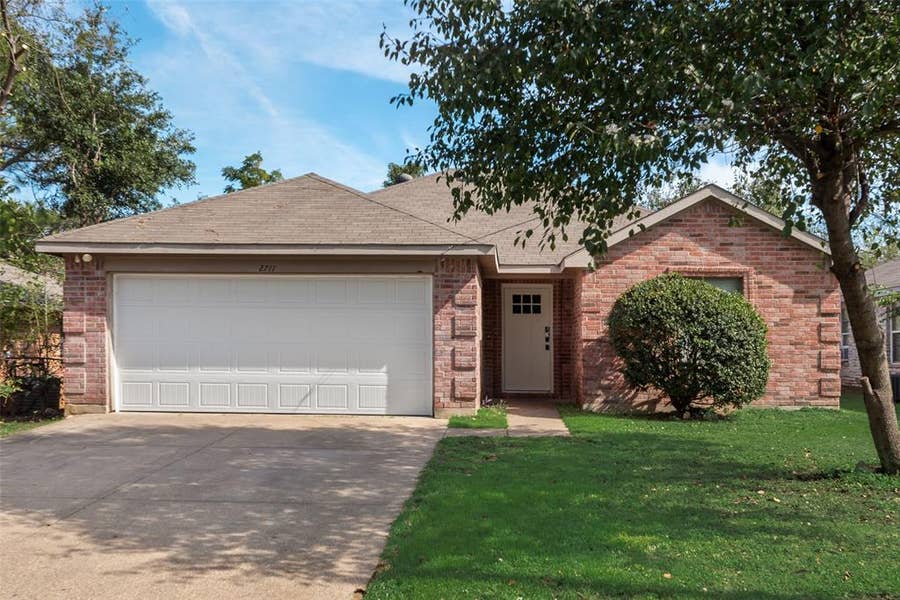 Property photo for 2711 Carten Street, Fort Worth, TX