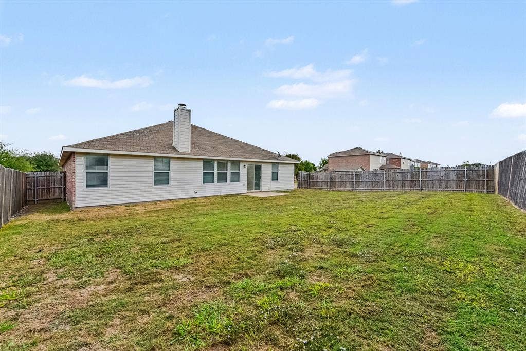 201 Rambling Way, Forney, TX 75126