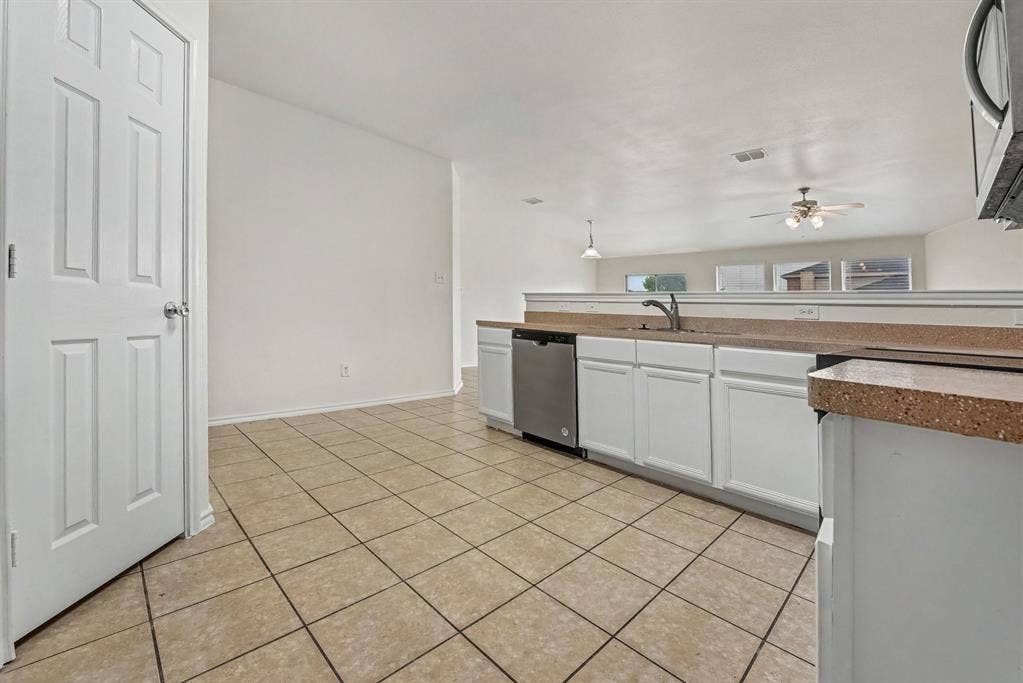 201 Rambling Way, Forney, TX 75126