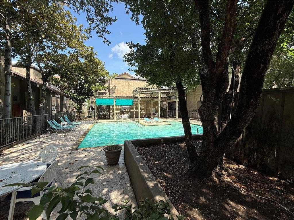 10407 High Hollows Drive, #107, Dallas, TX 75230 10407 High Hollows Drive, #107, Dallas, TX 75230