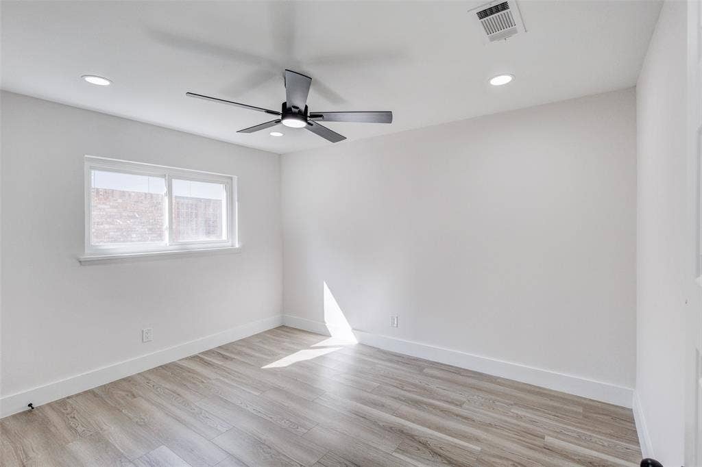 3726 Ruidosa Avenue, Dallas, TX 75228