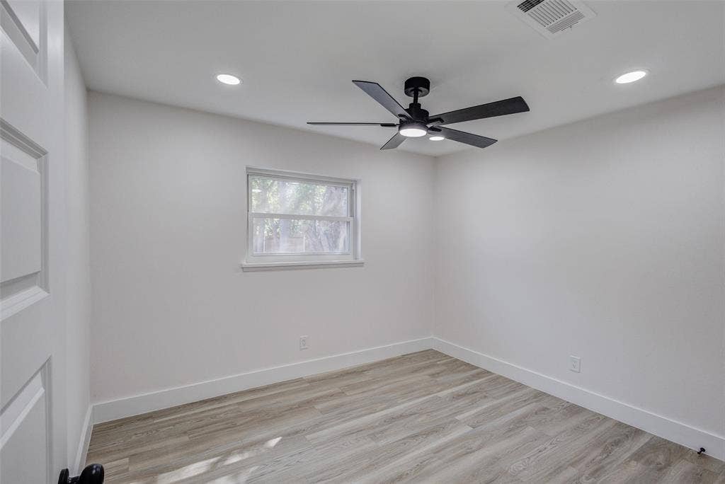 3726 Ruidosa Avenue, Dallas, TX 75228