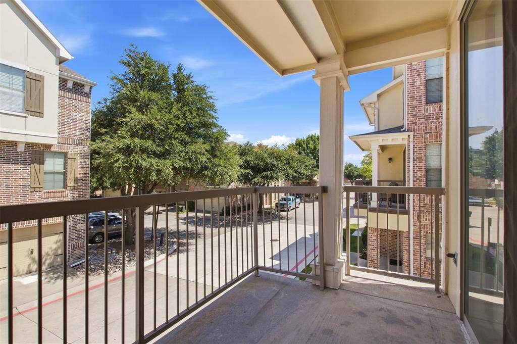 2113 Grove Park Lane, Richardson, TX 75080 2113 Grove Park Lane, Richardson, TX 75080