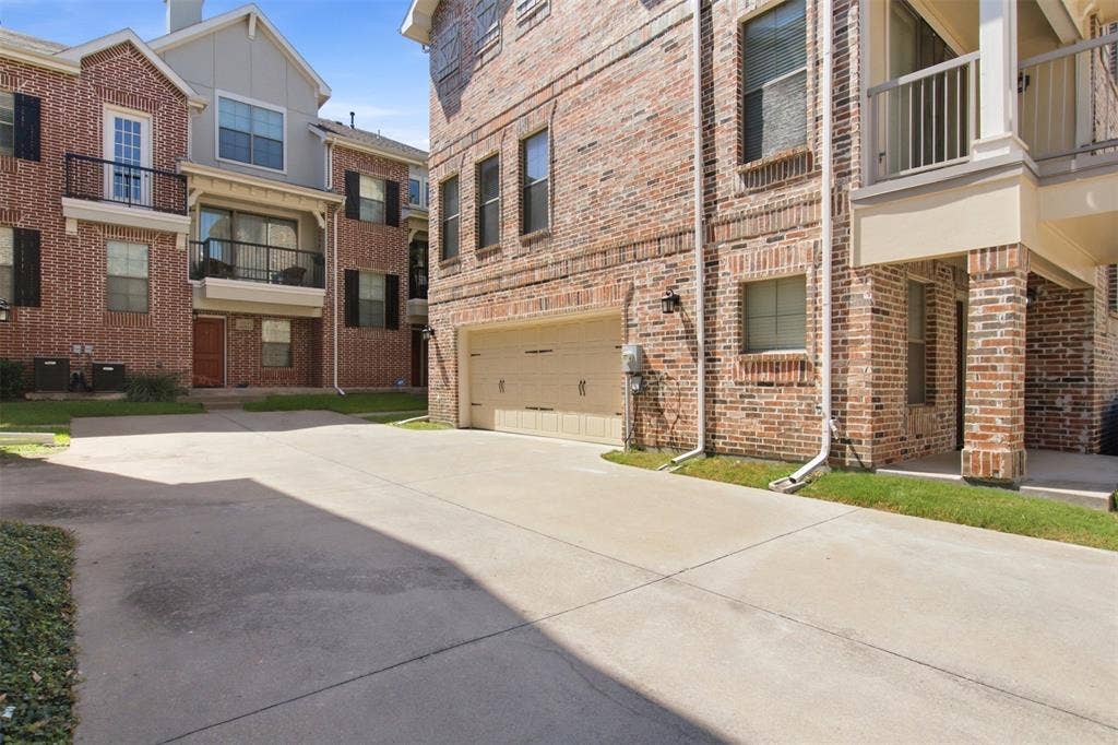 2113 Grove Park Lane, Richardson, TX 75080 2113 Grove Park Lane, Richardson, TX 75080