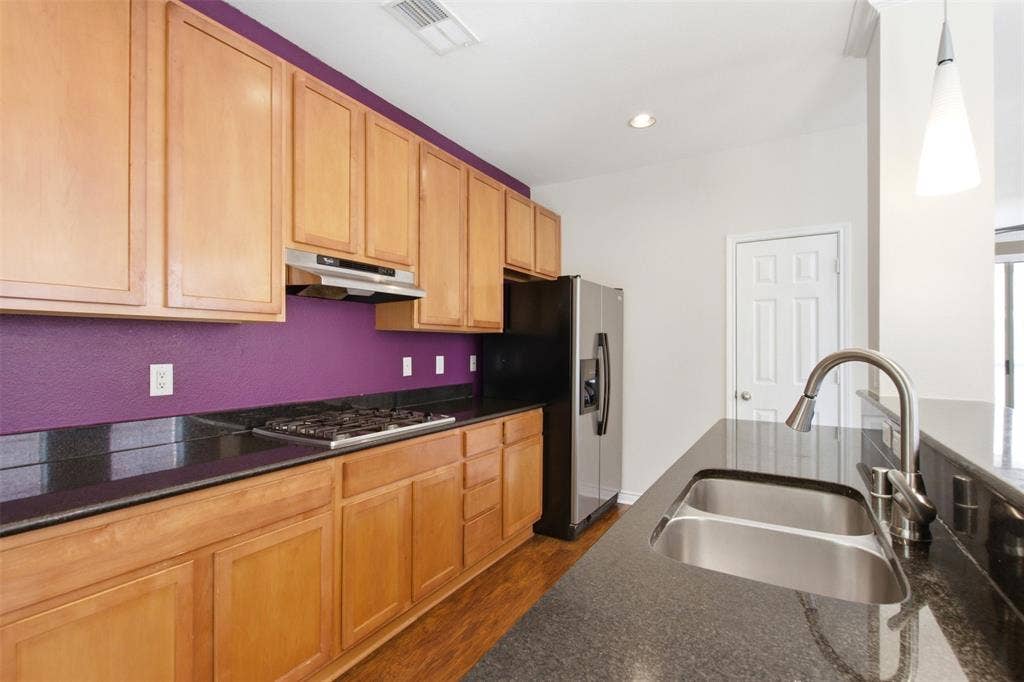 2113 Grove Park Lane, Richardson, TX 75080 2113 Grove Park Lane, Richardson, TX 75080