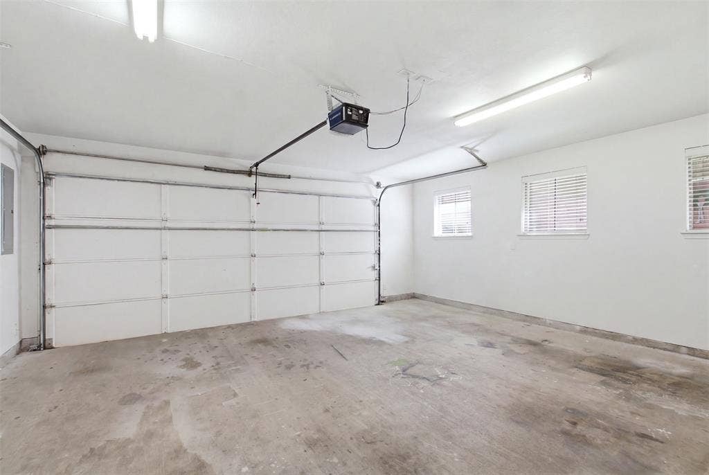 2113 Grove Park Lane, Richardson, TX 75080 2113 Grove Park Lane, Richardson, TX 75080