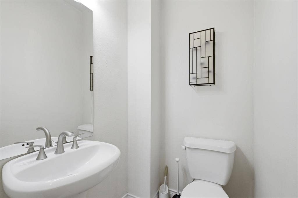 2113 Grove Park Lane, Richardson, TX 75080 2113 Grove Park Lane, Richardson, TX 75080
