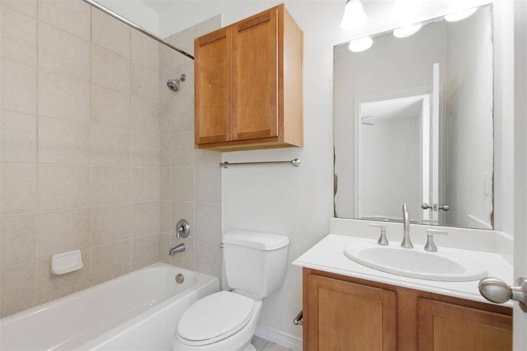 2113 Grove Park Lane, Richardson, TX 75080 2113 Grove Park Lane, Richardson, TX 75080