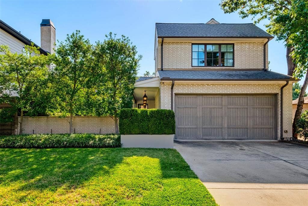 3716 N Versailles Avenue, Dallas, TX 75209