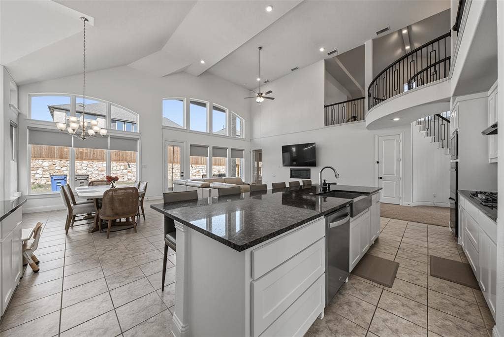 2704 Warm Springs Lane, Celina, TX 75009