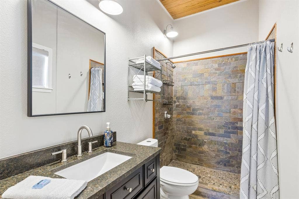 137 Santa Maria Street, Payne Springs, TX 75156 137 Santa Maria Street, Payne Springs, TX 75156