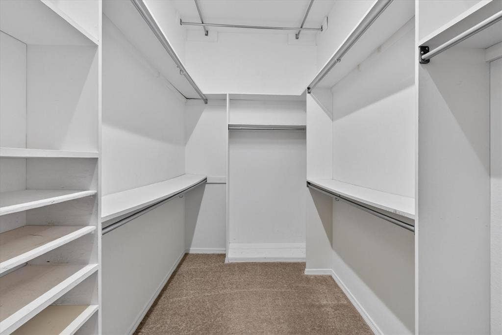 126 Allencrest Lane, Coppell, TX 75019 Huge walk-in primary closet