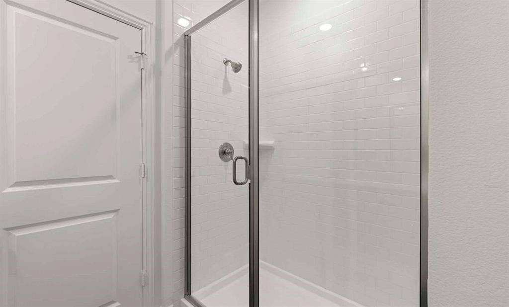 705 Columbus Circle, Princeton, TX 75407 Primary Bathroom Representative Photo