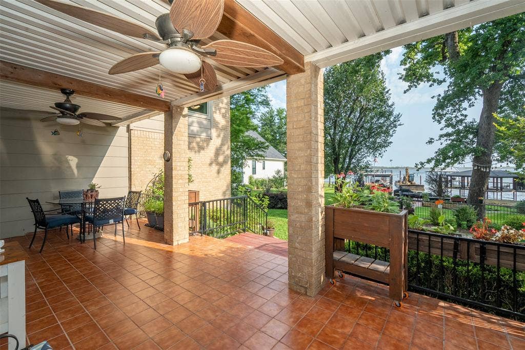 205 Shoreline Drive, Star Harbor, TX 75148